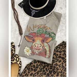 Western beauty, short sleeve T-shirt